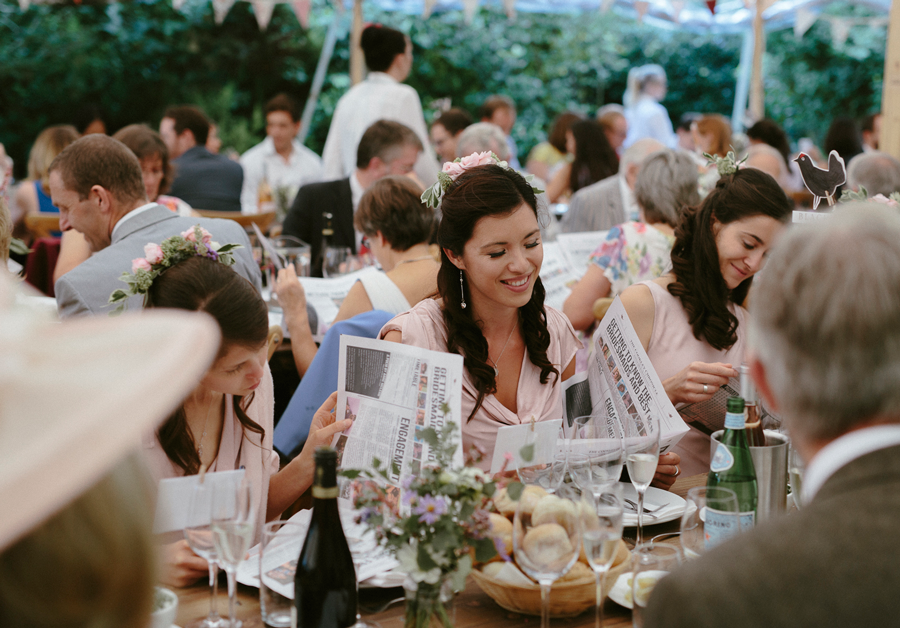 8 Ideas for Creative Wedding Newspapers